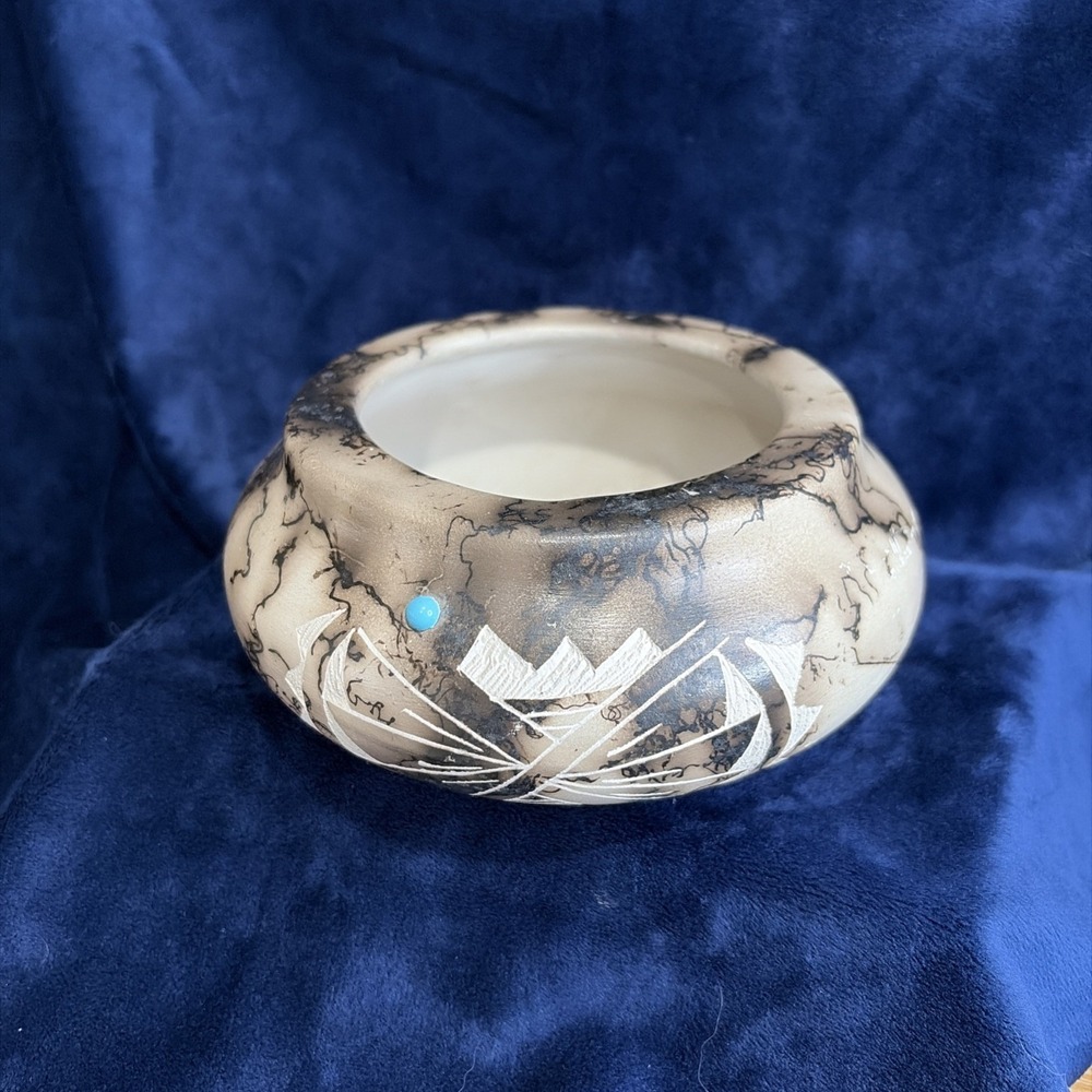 Authentic Tom Vail Navajo Horsehair Pottery Bowl Signed With Turquoise Stone VTG